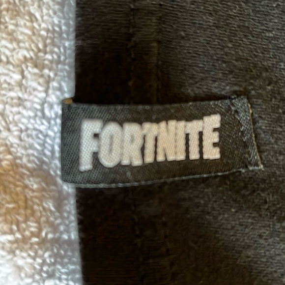 Boys Fortnite Long sleeve Tshirt Size M - Picture 3 of 10